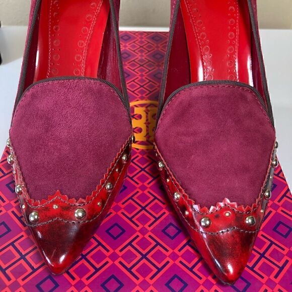 TORY BURCH Red Suede Leather Gold Studded Women’s Pumps Gothic Victorian 7.5 NiB - Picture 2 of 11